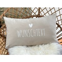 Kissen Mit "Wunschtext" | 50x30 Geschenkidee Dekokissen Personalisiert Sandbeige von JuArt2Werkstatt