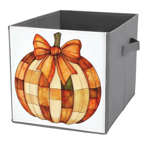 Jubonexis Buntglas-Aufbewahrungskörbe, Kürbiswürfel, faltbar, dekorative Stoff-Aufbewahrungskörbe, Heim-Organizer mit Griffen für Regale, Schrank, 27 x 27 cm Jubonexis Buntglas-Aufbewahrungskörbe, Kürbiswürfel, faltbar, dekorative Stoff-Aufbewahrungskörbe, Heim-Organizer mit Griffen für Regale, Schrank, 27 x 27 cm von Jubonexis