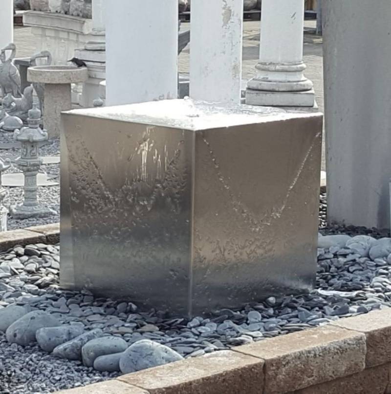 Jürgen Bocker - Gartenambiente Gartenbrunnen Brunnenquader Edelstahl matt Garten versch. Größen von 30 - 60 cm von Jürgen Bocker - Gartenambiente
