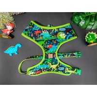 Dino Geschirr Weste Für Hunde/Custom Jungen Kleines Hundegeschirr Weiches Stoff Niedliches Welpengeschirr von JujuandNana