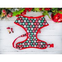 Hundegeschirr Weste/Weihnachtsgeschirr Schneeflocke Winter Kleines Mittelgroßes Feiertags Hundegeschirr Weste/Weihnachtsgeschirr Schneeflocke Winter Kleines Mittelgroßes Feiertags von JujuandNana