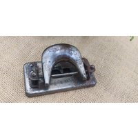 Alter Kleiner Locher von JulesLaedchen