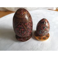 Holzeier Handbemalt von JulesLaedchen