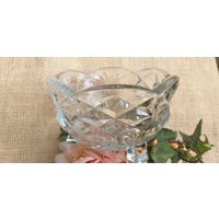 Kleine Glasschale Bleikristall Rund Mit Drei Füsschen von JulesLaedchen