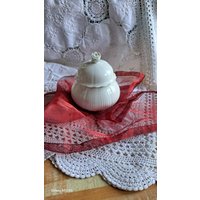 Zuckerdose Tirschenreuth Bavaria Germany - Weiß Mit Rose Auf Dem Deckel Vintage Zuckerdose Tirschenreuth Bavaria Germany - Weiß Mit Rose Auf Dem Deckel Vintage von JulesLaedchen