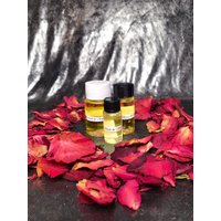 Sonnen Zauberöl/Ritualöl Zum Schutz Vor Bösem, Heilung, Kraft, Kreativität, Inspiration, Ruhm & Führungskraft - Sonnenstein Heilstein Sonnen Zauberöl/Ritualöl Zum Schutz Vor Bösem, Heilung, Kraft, Kreativität, Inspiration, Ruhm & Führungskraft - Sonnenstein Heilstein von JulesWitchMagic