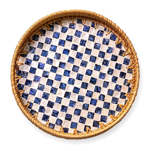 JUNGLE CULTURE Rattan-Serviertablett 30,5 cm mit Perlmutt-Inlay • Coastal Boho Collection • Handgefertigt gewebt mit Griffen für Zuhause • Rundes Esstischtablett • Weiden-Servierkorb – Drift von Jungle Culture