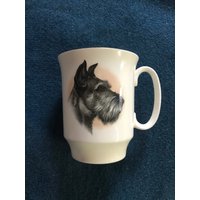 Royal Windsor Schnauzer Tasse Knochen China Made in England von JunkQueenJellyBean