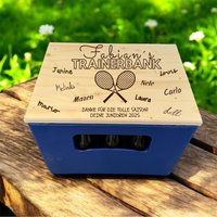 Bierkastensitz, Bierkastendeckel | Personalisiertes Geschenk Trainer Mit Persönlicher Gravur Tennis Tischtennis von Junolie