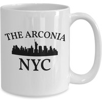 Die Arconia Nyc Kaffeetasse von JuntoTees