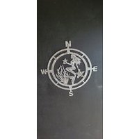 Kompassrose Mit Meerjungfrau Hält Seestern & Koralle, Küstennautik Wandkunst. Aluminium Rostet Nicht in Mehreren Größen Erhältlich von JustFishMetalArt