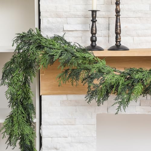 Jutom 1 x 2,7 m lange Weihnachtsgirlande aus Zedernholz, realistische Zedernnadeln, Girlande, künstliche Dekoration für Tisch, Kaminsims, Wand, Zuhause, Winter, Urlaub, Party-Dekoration von Jutom