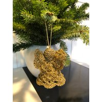 Weihnachtsengel Aus Lurexgarn Gehäkelt in Gold, Silber Oder Weiß Zum Aufhängen Als Tischdekoration Weihnachtsengel Aus Lurexgarn Gehäkelt in Gold, Silber Oder Weiß Zum Aufhängen Als Tischdekoration von JuttasBoutique