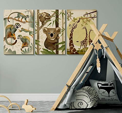 K&L Wall Art Bedrucktes Holzbild Kinderzimmer Wanddeko Koala Giraffe und Affen Deko aus Holz Birke 3er-Set Holzschild + Wandhalterung (3er Set 40 x 60cm Safari Tiere in der Natur) von K&L Wall Art