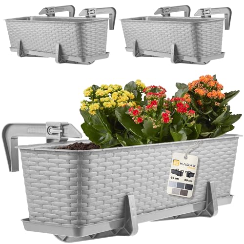 KADAX Blumenkasten-Set, Balkonkasten Set aus Kunststoff, Pflanzkasten für Blumen und Kräuter, Widerstandsfähiger Balkontopf, Pflanzkübel für Balkon (60cm-3er Set, Hellgrau) von KADAX