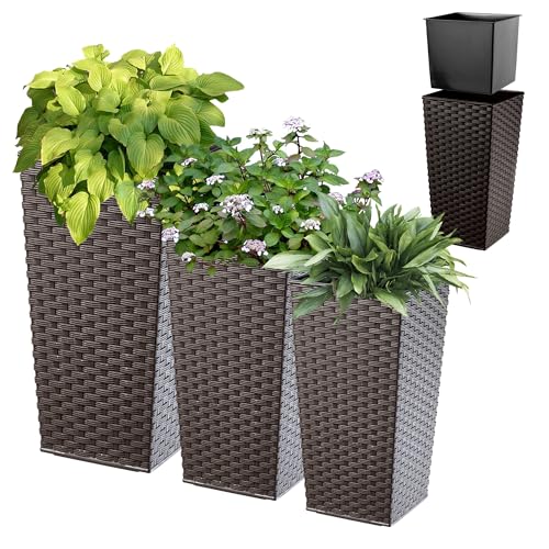 KADAX Blumentopf Set, Blumenkübel aus Kunststoff, Pflanzkübel Set, wetterfester, Innen- und Außenbereich, Outdoor-Pflanzkübel, witterungsbeständiger Blumenkübel (Mokka Rattan 3er Set) von KADAX