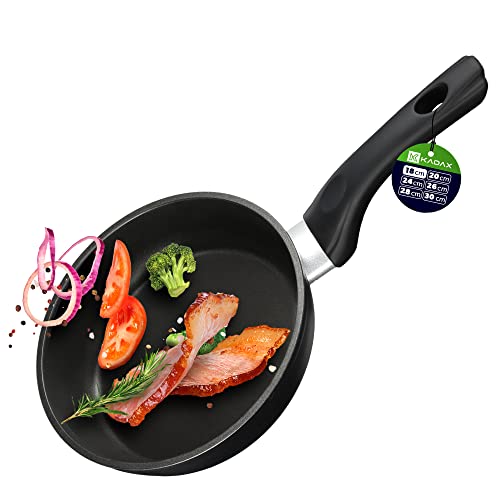 KADAX Bratpfanne, Pfanne mit Antihaftbeschichtung, beschichtete Gourmetpfanne, Induktion Universallpfanne, Bräter für fettfreies Kochen, Pfanne mit Kunststoffgriff (⌀ 18cm) von KADAX