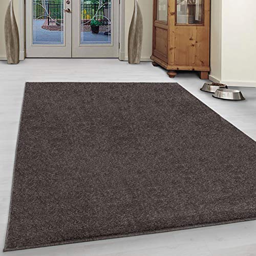 KADIMA DESIGN Moderner Kurzflor Teppich TATA 100% PP.Friese, 15mm Floor Höhe 160 x 160 cm Rund Mocca von KADIMA DESIGN
