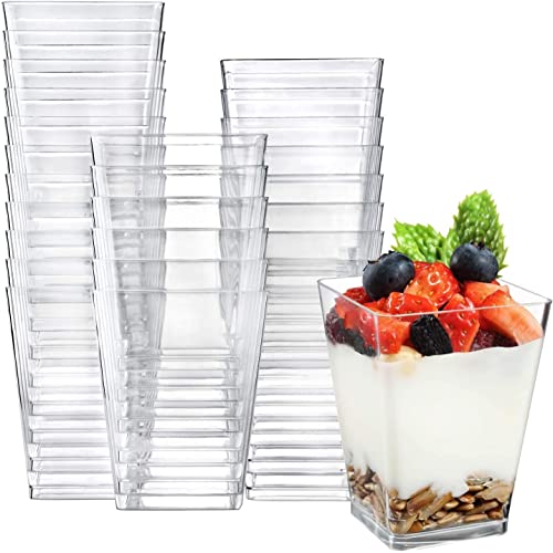 KAHEIGN 50Pcs Mini Desserttasse Dessertbecher, 240ml Dessertschalen Plastik Quadratische Dessertbecher Klare Wiederverwendbare Servierschale für Dessert Pudding Mousse Party (7 x 7 cm) von KAHEIGN