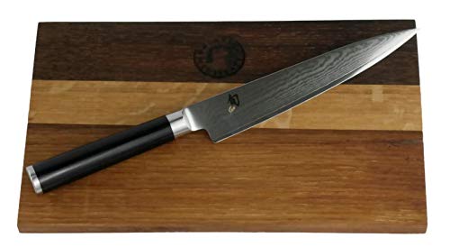 Kai Shun Allzweckmesser DM 0701 – ultrascharfes Japanisches Damast Messer 15cm Klinge + Fassholz Schneidebrett 25x15 cm von KAI/Palatina Werkstatt