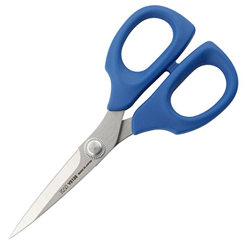 KAI Universalschere aus der Serie V5000 in blau - Gesamtlänge 13,5 cm - Schere zum Basteln, Allroundschere, Küchenschere - Made in Japan für höchste Qualitätsansprüche KAI Universalschere aus der Serie V5000 in blau - Gesamtlänge 13,5 cm - Schere zum Basteln, Allroundschere, Küchenschere - Made in Japan für höchste Qualitätsansprüche von KAI