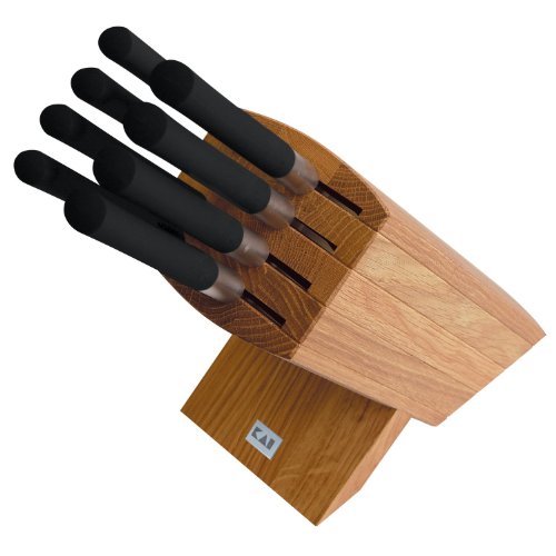 KAI Wasabi Black Messerblock aus Eiche bestückt mit 8 Messer, zerlegbar zur Reinigung - Abmessung 31 x 18 x 34 cm - Vollausstattung Küchenmesser von KAI