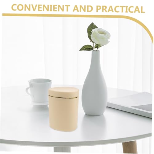 KAILIKETIY Kompakter Mini Tischabfalleimer mit Deckel Platzsparender Kunststoff mülleimer für Büro Küche Badezimmer Wohnzimmer Schlafzimmer und Auto Kleiner Tragbarer Abfallbehälter von KAILIKETIY