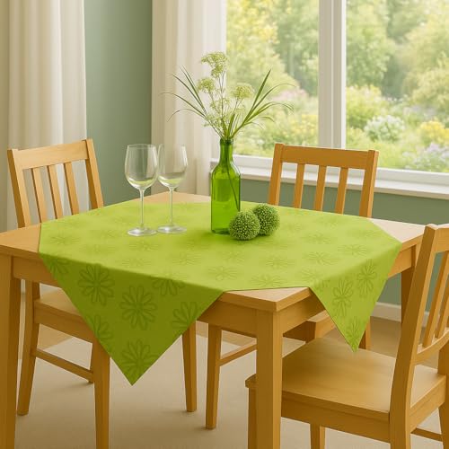 KAMACA Mitteldecke 85x85 cm Blüten Meer in lindgrün grün Lotus Effekt fleckabweisend wasserabweisend – abwaschbare Tischdecke Frühling Sommer Outdoor hochwertige Tischwäsche mit Fleckschutz von KAMACA