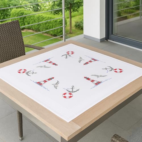 KAMACA Stickpackung Tischdecke Kreuzstich Maritim vorgedruckte Stickdecke inkl. Stickgarn Stickvorlage und Anleitung Stickset zum Selbersticken für Erwachsene (Leuchttturm MD 80x80 cm) von KAMACA