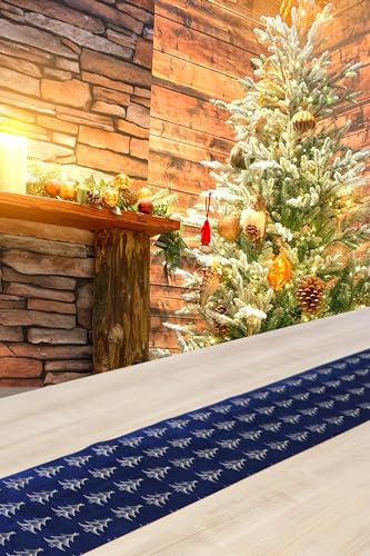 KAMACA XL Tischläufer 28x200 cm hochwertige Samt - Optik mit Hotstampdruck Tisch Dekoration Dekostoff Herbst Winter Weihnachten (Trees All Over BLAU 28x200cm) von KAMACA