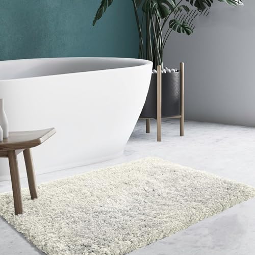 KARAT Badematte 50 x 80 cm creme weiß weicher flauschiger Badezimmerteppich in Shaggy Optik, Badvorleger rutschfest waschbar Duschvorleger, Teppich Fußmatte für Badezimmer, Dusche, Natural White Amour von KARAT