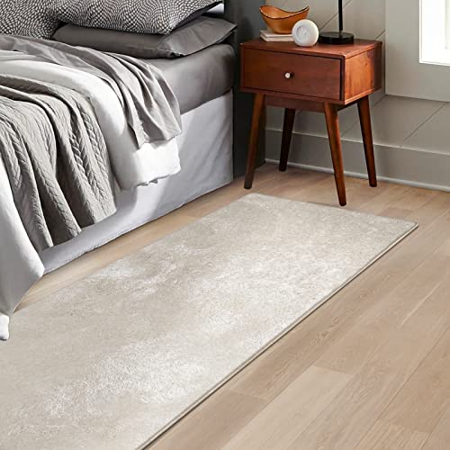 KARAT Bettvorleger Elite - Flokati Bettumrandung - Teppich Läufer für Schlafzimmer Wohnzimmer - Flauschiger Teppichläufer (67 x 160 cm, Weiß) von KARAT