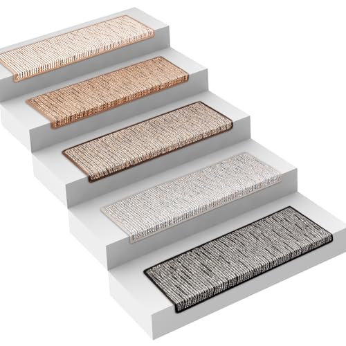 KARAT Stufenmatten Geneva - Treppenstufen Matten 65 x 23,5 cm - rechteckig, Hellbraun - Treppenteppich selbstklebend mit Kunststoffwinkel - Treppenschutz von KARAT