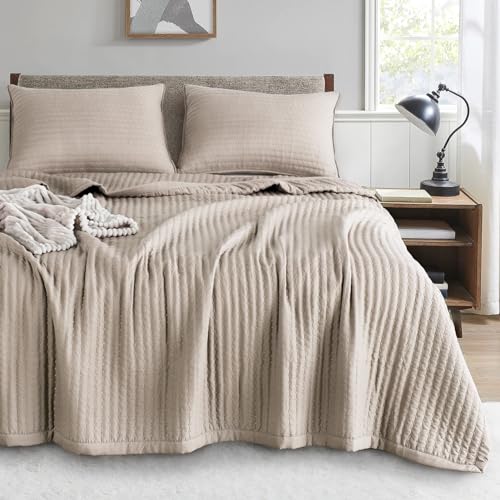 KASENTEX Quilt Mini Set-Stone Washed-Super Soft Bedspread-Light Weight-Hypoallergenic-White Down Alternative Microfiber Fill-Machine Washable-Solid Colors, Full/Queen +2 Shams, Camel von KASENTEX