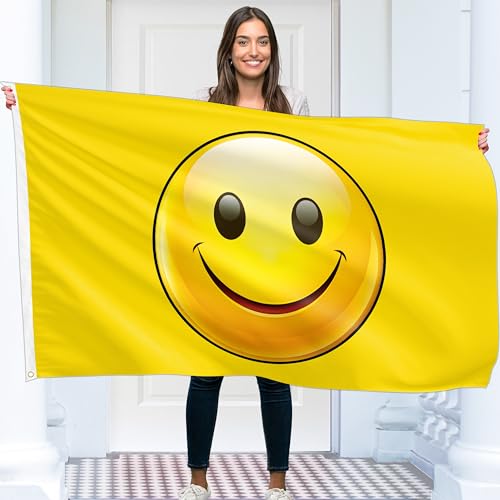 Yelow Smiley Face Flag - Funny Flag - Smiley Face Banner - 110D Polyester - Double Seam - 4 Brass Eyelets, Large 1.5 m x 0.9 m Yelow Smiley Face Flag - Funny Flag - Smiley Face Banner - 110D Polyester - Double Seam - 4 Brass Eyelets, Large 1.5 m x 0.9 m von KASKANA