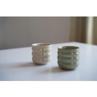Chawan | Cappuccino Gewellte Tasse - Sage Green Chawan | Cappuccino Gewellte Tasse - Sage Green von KATKATKeramik