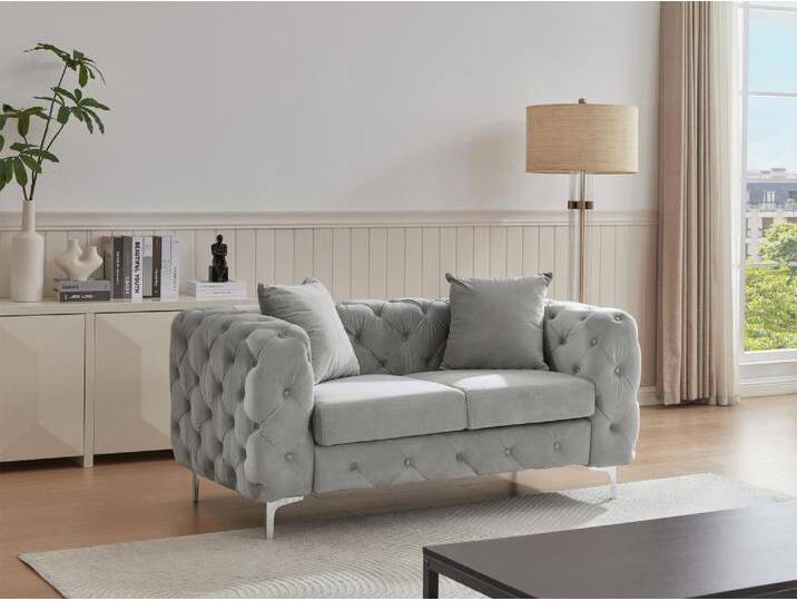 Chesterfield-Sofa 2-Sitzer - Samt - Hellgrau - EDWINA Chesterfield-Sofa 2-Sitzer - Samt - Hellgrau - EDWINA von KAUF-UNIQUE.de