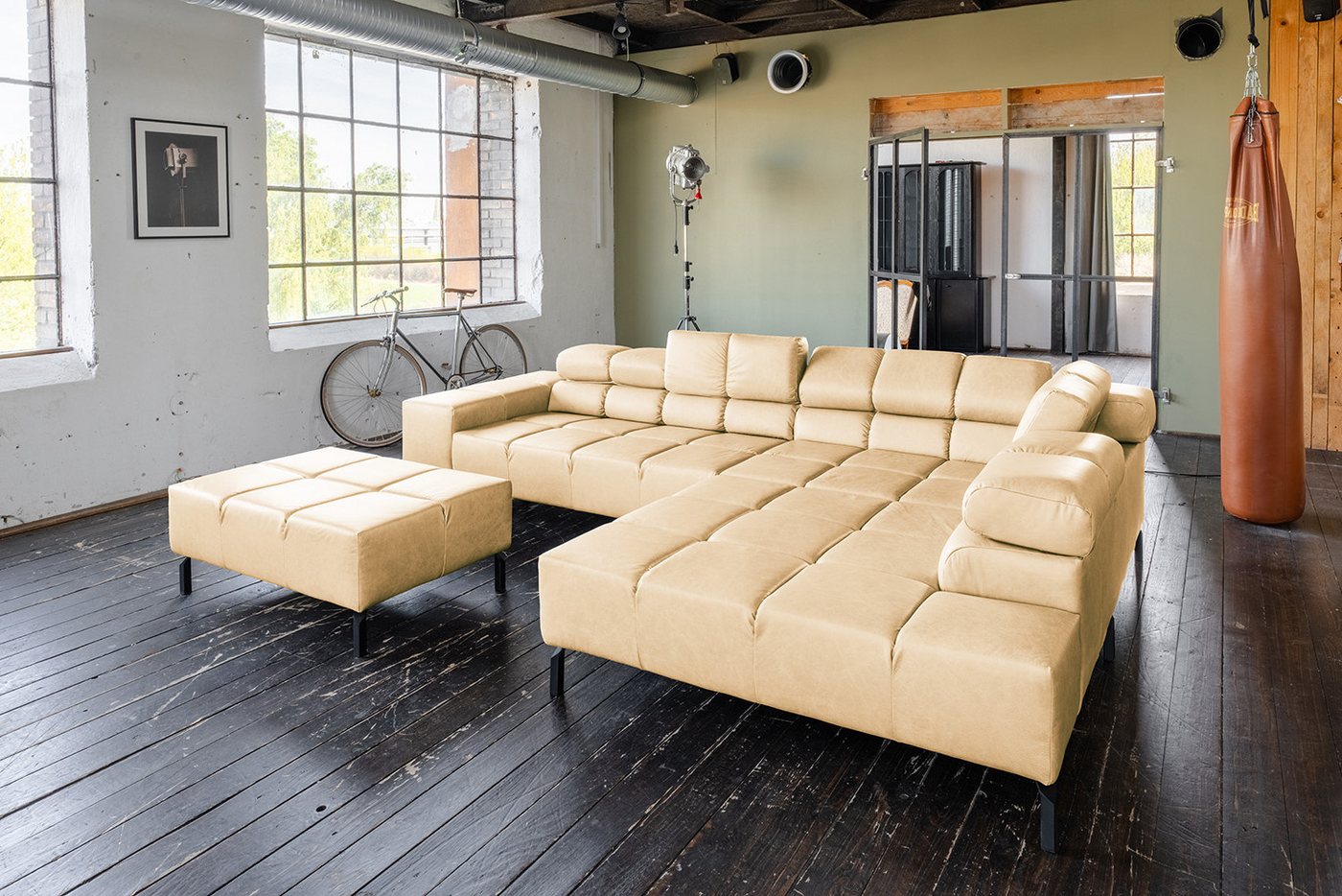 KAWOLA Ecksofa NELSON, L-Form rechts oder links Leder mit Hocker und motorischem Sitzvorzug KAWOLA Ecksofa NELSON, L-Form rechts oder links Leder mit Hocker und motorischem Sitzvorzug von KAWOLA