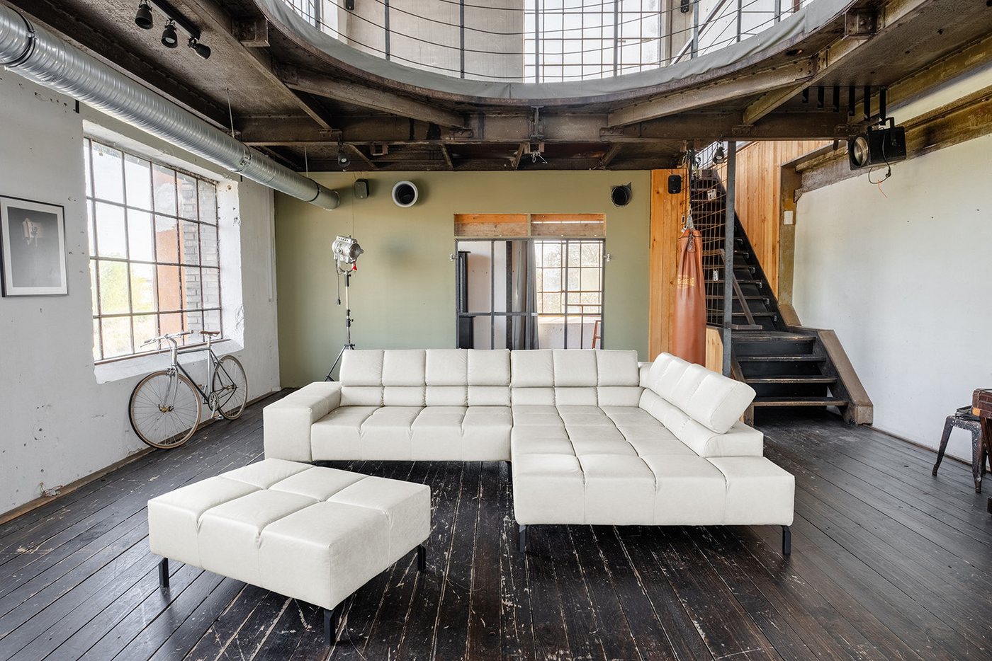 KAWOLA Ecksofa NELSON, L-Form rechts oder links Leder mit Hocker und motorischem Sitzvorzug KAWOLA Ecksofa NELSON, L-Form rechts oder links Leder mit Hocker und motorischem Sitzvorzug von KAWOLA