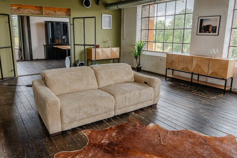 KAWOLA Sofa KIANA Cordsofa mit Sitzvorzug – Kopfstütze verstellbar, Bequemes Relaxsofa – Cord Bezug – elektrisch verstellbar, extra tief KAWOLA Sofa KIANA Cordsofa mit Sitzvorzug – Kopfstütze verstellbar, Bequemes Relaxsofa – Cord Bezug – elektrisch verstellbar, extra tief von KAWOLA