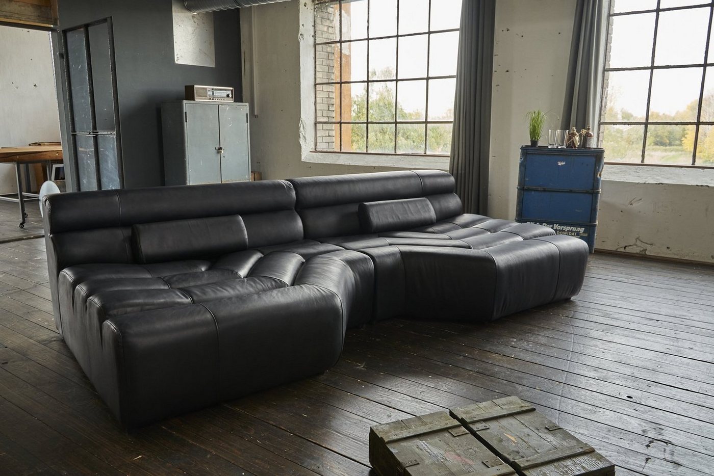 KAWOLA Sofa TARA, XXL Big Sofa Leder schwarz von KAWOLA