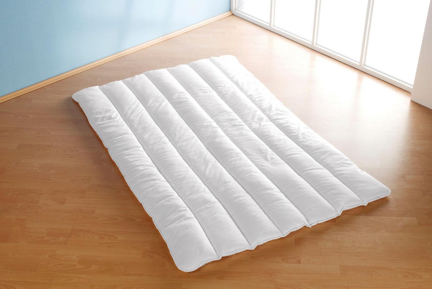 KBT Bettwaren Microfaserbettdecke Sleep and Dream, Füllung: Polyesterfaser, Bezug: Polyester, supersoft und kuschelig KBT Bettwaren Microfaserbettdecke Sleep and Dream, Füllung: Polyesterfaser, Bezug: Polyester, supersoft und kuschelig von KBT Bettwaren