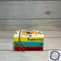 Happiness Is Selbstgemachtes Tablett/Tablett/Bücher/Haus/Rolling Pin/Wohndekor/Tablett/Bücher Happiness Is Selbstgemachtes Tablett/Tablett/Bücher/Haus/Rolling Pin/Wohndekor/Tablett/Bücher von KCRusticDesignsCo