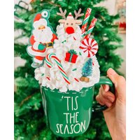 Making Spirits Bright Faux Peitsche Rae Dunn Mug Topper von KDCraftedDesigns