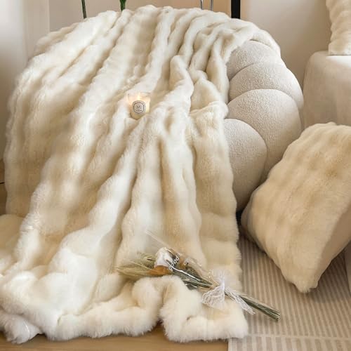 Kuscheldecke Flauschig Kaninchen Plüsch Decke Kunstfell Warme Überwurfdecke Sofadecke Vielseitig Blanket für Couch Bett Sofa (Weiß, 130 * 160cm) von KEAYOO
