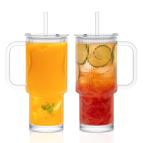 2 Stück 768ml Glasbecher mit Henkel, Deckel & Strohhalm – Gerippte Trinkgläser aus dickem Glas, Großes Glas für Eiskaffee, Latte, Matcha, Smoothies & Säfte von KEMORELA