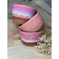 Mini Blumentopf Keramik Handgemacht - Small Handmade Ceramic Planter Pink Gradient Glaze, Red Stoneware, Indoor Pot Cover Herbs Or Cactus Mini Blumentopf Keramik Handgemacht - Small Handmade Ceramic Planter Pink Gradient Glaze, Red Stoneware, Indoor Pot Cover Herbs Or Cactus von GiannaCeramics