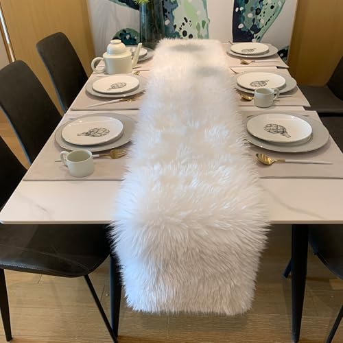 Kunstfell Fell Tischläufer Weihnachten Weiß Modern Deko Oster Tischläufer Perfekt für Weihnachten ,Hochzeit Home Esstisch, Schminktisch, Couchtisch (30cm x 60cm) von KERTFGOKU