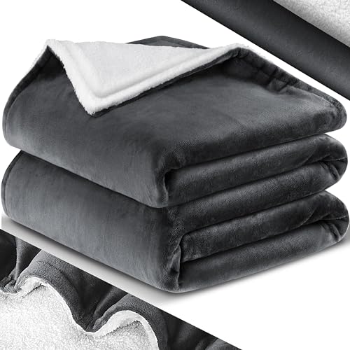 KESSER® Kuscheldecke Flauschige Sherpa Extra Weich & Warm Wohndecke Flanell Fleecedecke, Falten beständig/Anti-verfärben als Couchdecke Sofadecke oder Bettüberwurf, 130 cm x 150 cm (L) Anthrazit von KESSER