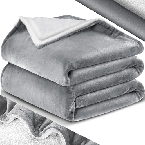 KESSER® Kuscheldecke Flauschige Sherpa Extra Weich & Warm Wohndecke Flanell Fleecedecke, Falten beständig/Anti-verfärben als Couchdecke Sofadecke oder Bettüberwurf, 130 cm x 150 cm (L) Grau von KESSER